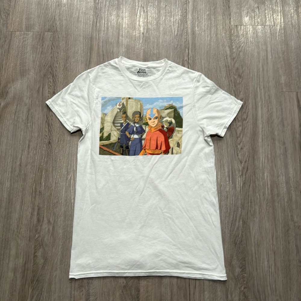 Avatar the Last Airbender Tee Shirt Size S